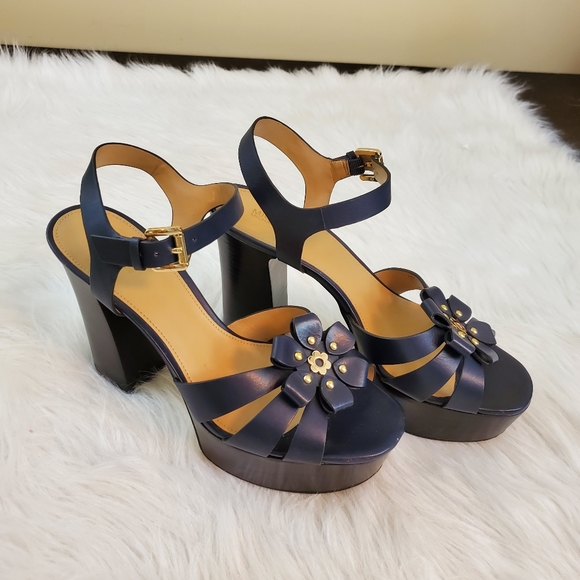 Michael Kors Shoes - **Michael Kors Sz 8.5 Tara Navy Floral Sandals